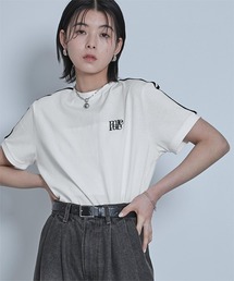 ロゴ刺繍ラインTシャツ