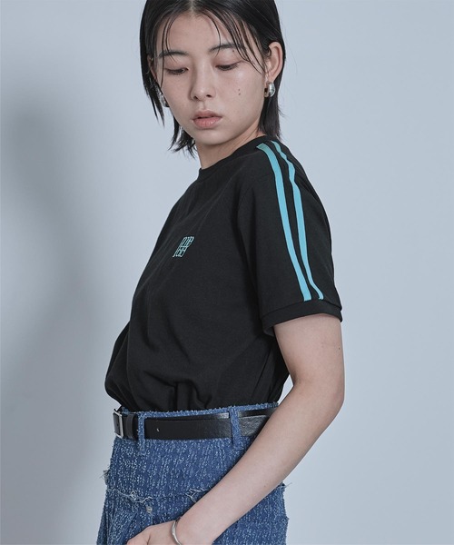 miette（ミエット）の「ロゴ刺繍ラインTシャツ（Tシャツ/カットソー・レディース・ホワイト系その他/ブラック/グレイッシュベージュ/ホワイト系その他2/チャコールグレー・FREE）」の19枚目の写真