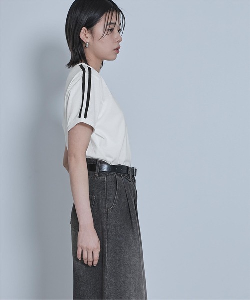 miette（ミエット）の「ロゴ刺繍ラインTシャツ（Tシャツ/カットソー・レディース・ホワイト系その他/ブラック/グレイッシュベージュ/ホワイト系その他2/チャコールグレー・FREE）」の9枚目の写真