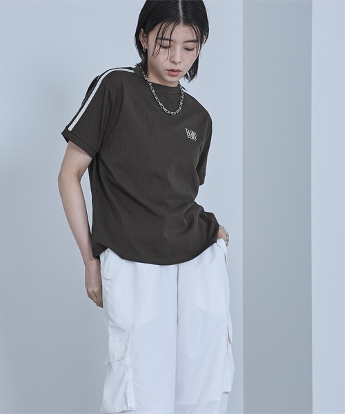 miette（ミエット）の「ロゴ刺繍ラインTシャツ（Tシャツ/カットソー・レディース・ホワイト系その他/ブラック/グレイッシュベージュ/ホワイト系その他2/チャコールグレー・FREE）」の13枚目の写真