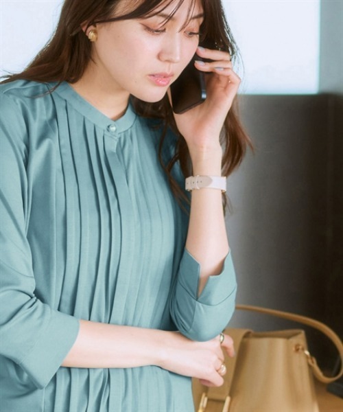 7days Life Styling(セブンデイズライフスタイリング)の「ブラウス見え シルケットポンチピンタックカットソートップス(Tシャツ/カットソー・レディース・グレイッシュベージュ/ブラック/オフホワイト/ミント・S/M/L/LL/3L/6L/4L/5L)」の20枚目の写真