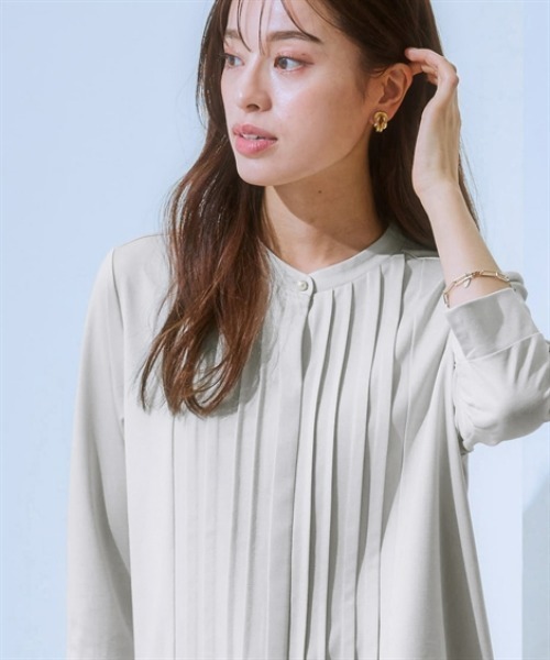 7days Life Styling(セブンデイズライフスタイリング)の「ブラウス見え シルケットポンチピンタックカットソートップス(Tシャツ/カットソー・レディース・グレイッシュベージュ/ブラック/オフホワイト/ミント・S/M/L/LL/3L/6L/4L/5L)」の15枚目の写真