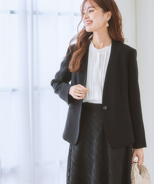 7days Life Styling(セブンデイズライフスタイリング)の「ブラウス見え シルケットポンチピンタックカットソートップス(Tシャツ/カットソー・レディース・グレイッシュベージュ/ブラック/オフホワイト/ミント・S/M/L/LL/3L/6L/4L/5L)」の8枚目の写真