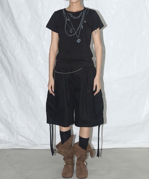 FANCY CLUB(ファンシークラブ)の「【再入荷】FANCY CLUB/NECKLACE T(Tシャツ/カットソー・レディース・ブラック/ホワイト・FREE)」の3枚目の写真