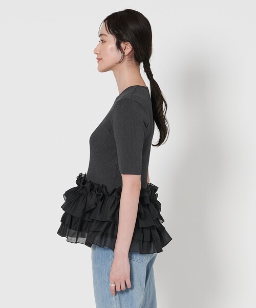 UNITED ARROWS　リボンペプラムニット　ダークグレー UNITED ARROWS（ユナイテッドアローズ）の「リボン ペプラム ニット