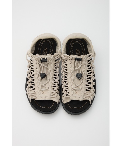 KEEN(キーン)の「ユニーク ツー オーティー(サンダル・レディース・アイボリー/ブラック・23.5cm/24.5cm/25.5cm)」の3枚目の写真