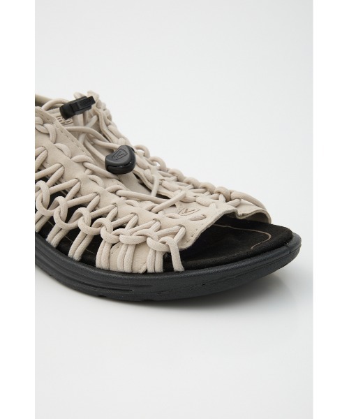 KEEN(キーン)の「ユニーク ツー オーティー(サンダル・レディース・アイボリー/ブラック・23.5cm/24.5cm/25.5cm)」の18枚目の写真