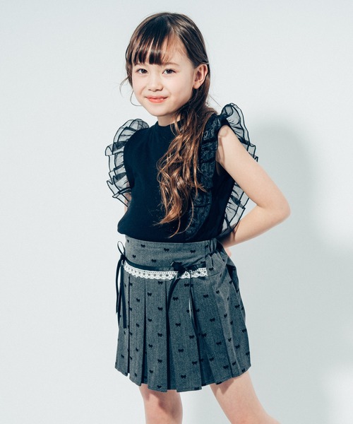 URBAN CHERRY（アーバンチェリー）の「【快適さらリブ素材】シアーフリルノースリーブリブトップス（Tシャツ/カットソー・キッズ・ピンク/アイボリー/ブラック/ブルー・110cm/130cm/140cm/150cm/120cm）」の12枚目の写真