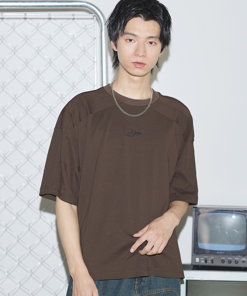 MSG(エムエスジー)の「ヴィンテージライクロゴ刺繍カットオフTシャツ【UNISEX】(Tシャツ/カットソー・メンズ・ブラック/グレー系/ワイン系/ブラック系/ホワイト/オレンジ/ブルー/ブラウン・S/M/L/XL)」の5枚目の写真