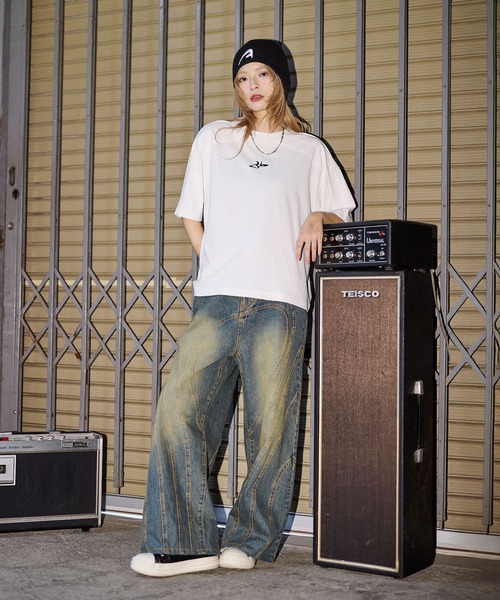 MSG(エムエスジー)の「ヴィンテージライクロゴ刺繍カットオフTシャツ【UNISEX】(Tシャツ/カットソー・メンズ・ブラック/グレー系/ワイン系/ブラック系/ホワイト/オレンジ/ブルー/ブラウン・S/M/L/XL)」の11枚目の写真