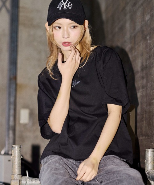 MSG(エムエスジー)の「ヴィンテージライクロゴ刺繍カットオフTシャツ【UNISEX】(Tシャツ/カットソー・メンズ・ブラック/グレー系/ワイン系/ブラック系/ホワイト/オレンジ/ブルー/ブラウン・S/M/L/XL)」の13枚目の写真