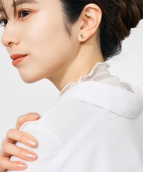 Jewel closet by L&Co.(ジュエルクローゼットバイエルアンドコー)の「K10 フラワー モチーフ ピアス(ピアス(両耳用)・レディース・ピンク系その他/イエロー系その他3/イエロー系その他/ピンク系その他2/ピンク系その他3/イエロー系その他2・FREE)」の8枚目の写真