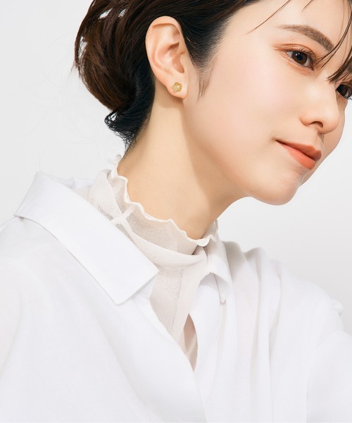 Jewel closet by L&Co.(ジュエルクローゼットバイエルアンドコー)の「K10 フラワー モチーフ ピアス(ピアス(両耳用)・レディース・ピンク系その他/イエロー系その他3/イエロー系その他/ピンク系その他2/ピンク系その他3/イエロー系その他2・FREE)」の11枚目の写真
