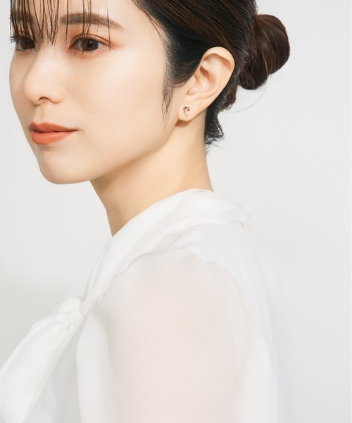 Jewel closet by L&Co.(ジュエルクローゼットバイエルアンドコー)の「K10 フラワー モチーフ ピアス(ピアス(両耳用)・レディース・ピンク系その他/イエロー系その他3/イエロー系その他/ピンク系その他2/ピンク系その他3/イエロー系その他2・FREE)」の17枚目の写真