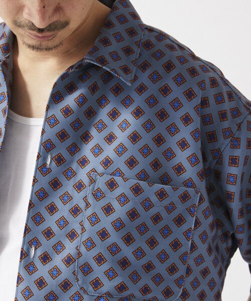 JOURNAL STANDARD relume(ジャーナルスタンダード レリューム)の「ホールパターンプリント 半袖シャツ(シャツ/ブラウス・メンズ・ネイビー/ベージュ系その他/ボルドー/ブラック/グレー・MEDIUM/LARGE)」の3枚目の写真
