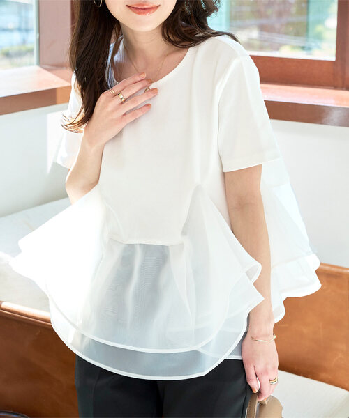 KOBE LETTUCE(コウベレタス)の「オーガンジードッキングペプラムTシャツ(Tシャツ/カットソー・レディース・ブラック×ブラック/ホワイト×ホワイト/ブラック系その他/ホワイト系その他/ブラック×ホワイト・M)」の2枚目の写真