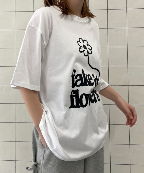 WOND(ウォンド)の「WOND/fake it flowersビッグT(Tシャツ/カットソー・レディース・ホワイト/ブラック・FREE)」の7枚目の写真