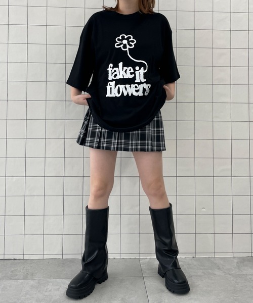WOND(ウォンド)の「WOND/fake it flowersビッグT(Tシャツ/カットソー・レディース・ホワイト/ブラック・FREE)」の11枚目の写真