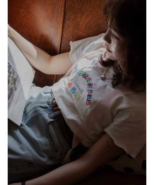 JUMELLE（ジュメロ）の「drawing flower T（Tシャツ/カットソー・レディース・ホワイト/ベージュ・FREE）」の16枚目の写真