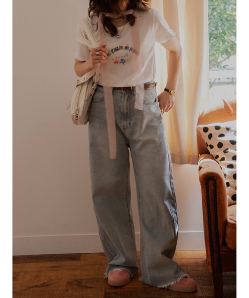 JUMELLE（ジュメロ）の「drawing flower T（Tシャツ/カットソー・レディース・ホワイト/ベージュ・FREE）」の4枚目の写真