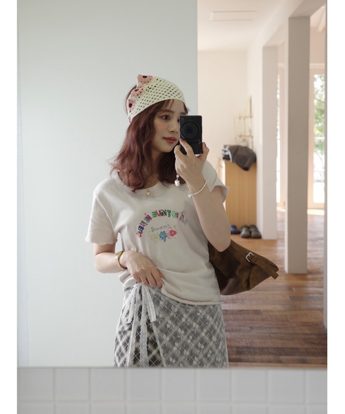 JUMELLE（ジュメロ）の「drawing flower T（Tシャツ/カットソー・レディース・ホワイト/ベージュ・FREE）」の7枚目の写真