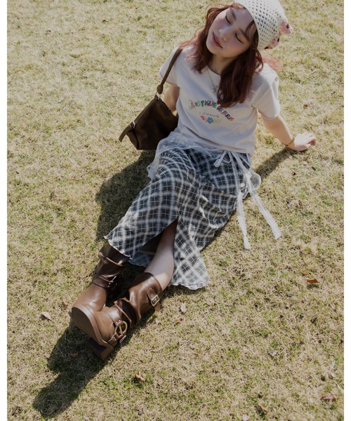 JUMELLE（ジュメロ）の「drawing flower T（Tシャツ/カットソー・レディース・ホワイト/ベージュ・FREE）」の9枚目の写真