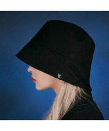 VARZAR（バザール）の「ラベルドロップオーバーフィットバケットハット Label drop over fit bucket hat（ハット）」