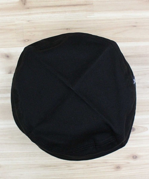 VARZAR（バザール）の「ラベルドロップオーバーフィットバケットハット Label drop over fit bucket hat（ハット・レディース・ホワイト/ブラック・FREE）」の3枚目の写真