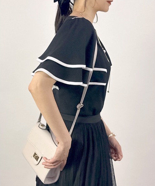 CLOTHY(クロシィ)の「【ラッフルが豪華に揺れる大人のカットソー♪】テレコダブルフリルトップス(Tシャツ/カットソー・レディース・アイボリー/ブラック/モカ/オフホワイト・LARGE/MEDIUM)」の10枚目の写真