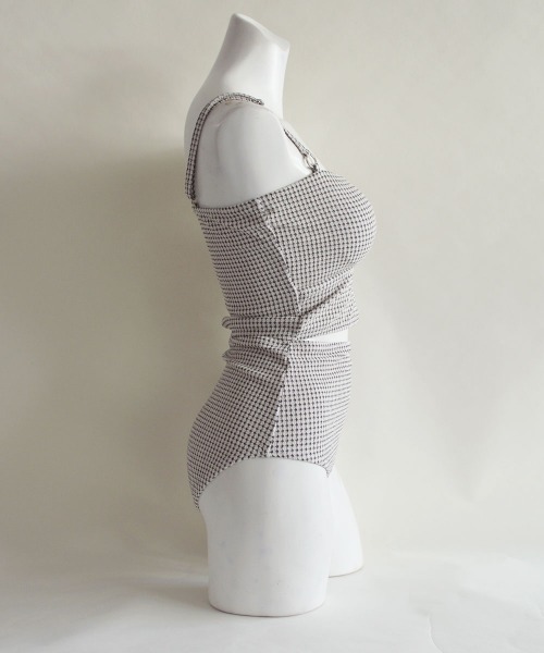 LAVIA（ラヴィア）の「ギンガムチェックツイストビキニ（水着・レディース・ピンク/グレー・M/L）」の19枚目の写真