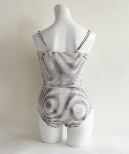 LAVIA（ラヴィア）の「ギンガムチェックツイストビキニ（水着・レディース・ピンク/グレー・M/L）」の20枚目の写真