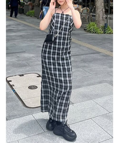 MURUA（ムルーア）の「【WEB限定】2WAYチェックキャミワンピース（ワンピース・レディース・ブラック/グレー/グリーン・FREE）」の2枚目の写真