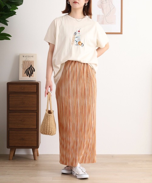Emago(イマゴ)の「EMAGO クリームソーダ刺繍ドルマンTシャツ(Tシャツ/カットソー・レディース・ホワイト×ブルー/アイボリー/ネイビー・FREE)」の7枚目の写真