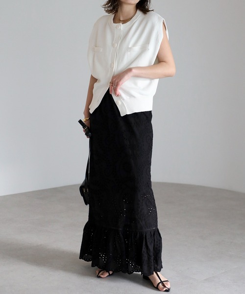 Bonjour Sagan(ボンジュールサガン)の「裾ギャザー切り替えコットンレーススカート【動画あり】(スカート・レディース・オフホワイト/ブラック・FREE)」の14枚目の写真