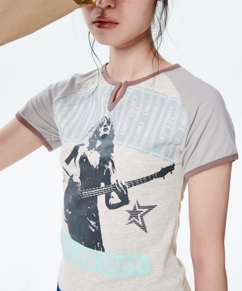 tシャツ 「runningHIGH」VARSITY LOGO H/S TEE レディース runningHIGH（ランニングハイ）の「【runningHIGH】VARSITY LOGO