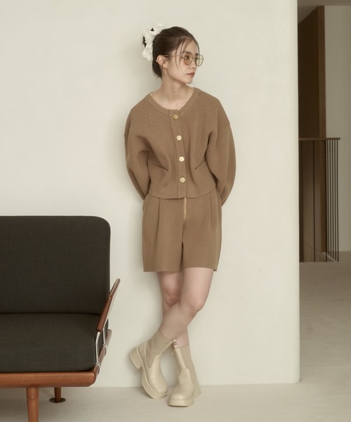 moi tytto（モイテュット）の「ニュアンスボタンノーカラーニットカーディガン（カーディガン/ボレロ・レディース・ナチュラル/ブラック/ベージュ・FREE）」の22枚目の写真