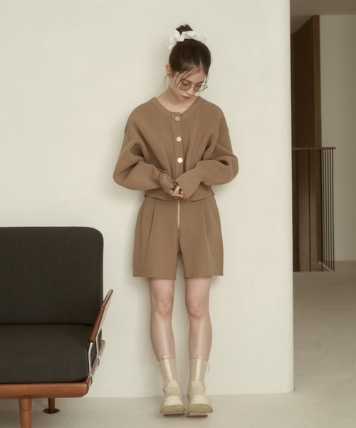 moi tytto（モイテュット）の「ニュアンスボタンノーカラーニットカーディガン（カーディガン/ボレロ・レディース・ナチュラル/ブラック/ベージュ・FREE）」の21枚目の写真