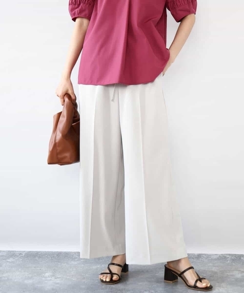 MK MICHEL KLEIN(エムケーミッシェルクラン)の「センタープレス入りストレートワイドパンツ/UVカット/接触冷感/速乾/洗える(その他パンツ・レディース・ライトグレー/カーキ・38)」の10枚目の写真