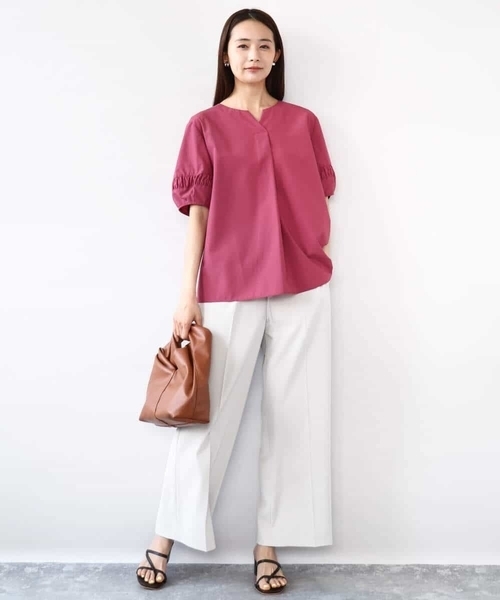 MK MICHEL KLEIN(エムケーミッシェルクラン)の「センタープレス入りストレートワイドパンツ/UVカット/接触冷感/速乾/洗える(その他パンツ・レディース・ライトグレー/カーキ・38)」の12枚目の写真