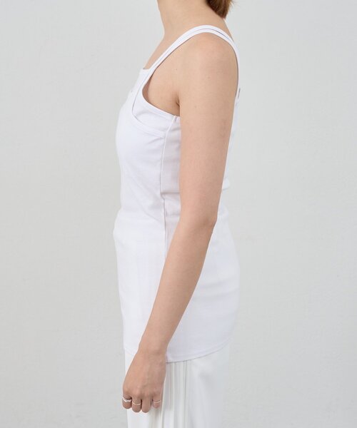 SHENERY(シーナリー)の「ダブルストラップキャミソール(キャミソール・レディース・ベージュ系その他2/オフホワイト・FREE)」の9枚目の写真