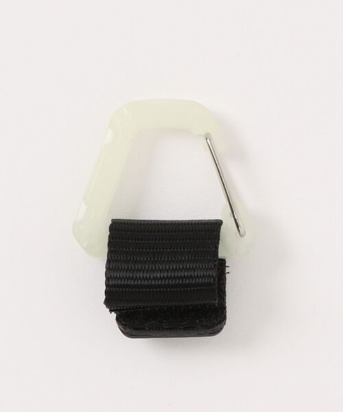 ROOT CO.（ルート）の「ROOT CO. GRAVITY CARABINER LOOP ナイロンベルト付き カラビナ (グロー/スモール)（キーホルダー・メンズ・その他1・SMALL）」の2枚目の写真