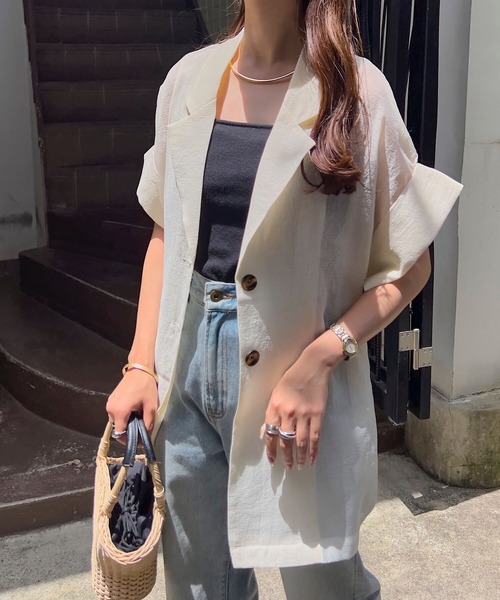 KOBE LETTUCE(コウベレタス)の「半袖シアーテーラードジャケット(テーラードジャケット・レディース・アイボリー/ブラック/ブラウン・M)」の4枚目の写真