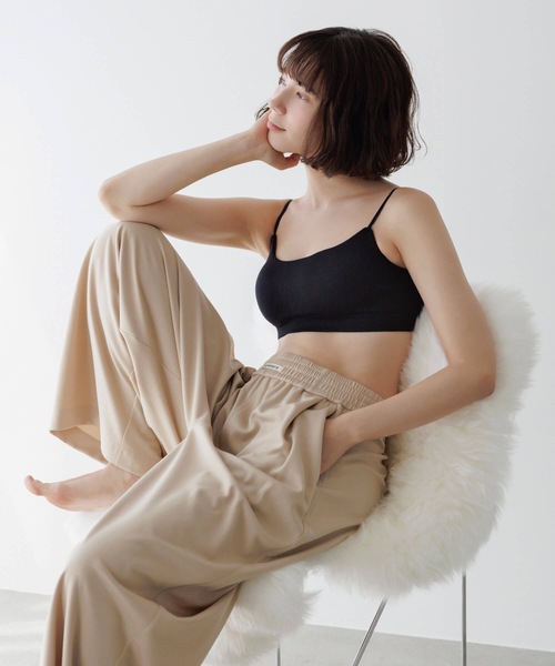 BAMBI WATER（バンビウォーター）の「【昼夜兼用】ノンワイヤーなのにホールド力抜群 外出時もおうちでも 1日中使える ナイトブラ (バンドゥ) セットアップ可能（ナイトブラ・レディース・グレイッシュベージュ/ブラック・XL/L/M/S）」の9枚目の写真