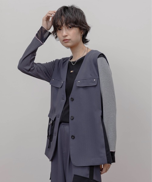 Eimee Law(エイミーロウ)の「ラメストライプミリタリーベスト(ベスト・レディース・スミクロ/ベージュ・FREE)」の9枚目の写真