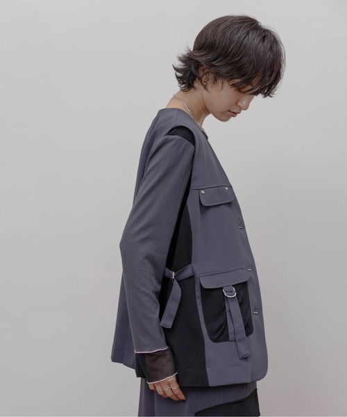 Eimee Law(エイミーロウ)の「ラメストライプミリタリーベスト(ベスト・レディース・スミクロ/ベージュ・FREE)」の7枚目の写真