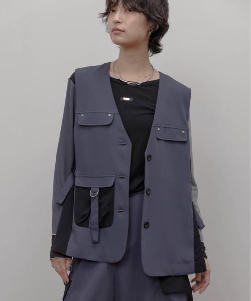 Eimee Law(エイミーロウ)の「ラメストライプミリタリーベスト(ベスト・レディース・スミクロ/ベージュ・FREE)」の6枚目の写真