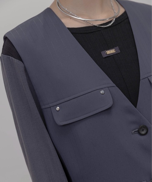 Eimee Law(エイミーロウ)の「ラメストライプミリタリーベスト(ベスト・レディース・スミクロ/ベージュ・FREE)」の14枚目の写真