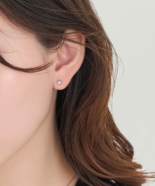 Phoebe(フィービィー)の「【金属アレルギー対応】プチシャイニングピアス(片耳)/サージカルステンレス(ピアス(片耳用)・レディース・シルバー/イエローゴールド・FREE)」の9枚目の写真