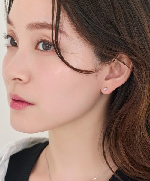 Phoebe(フィービィー)の「【金属アレルギー対応】プチシャイニングピアス(片耳)/サージカルステンレス(ピアス(片耳用)・レディース・シルバー/イエローゴールド・FREE)」の10枚目の写真