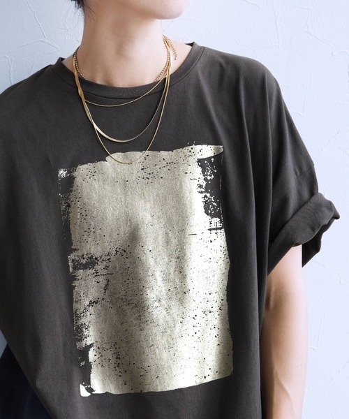 reca（レカ）の「箔プリント半袖BIG Tシャツ（Tシャツ/カットソー・レディース・オフホワイト/チャコール/ブラウン・FREE）」の11枚目の写真